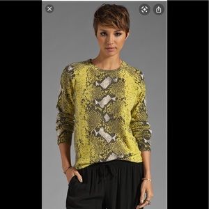 Equipment cashmere Phyton crew neck sweater